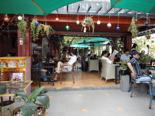 CAFE PHỐ XINH